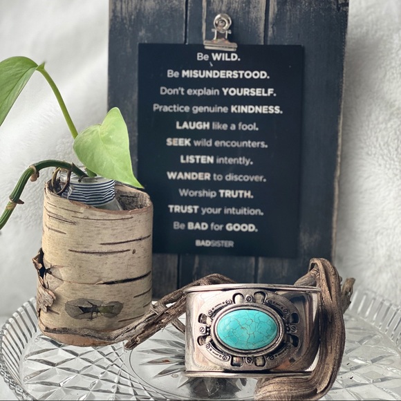 Meet your Posher, Kimberly - Picture 5 of 5